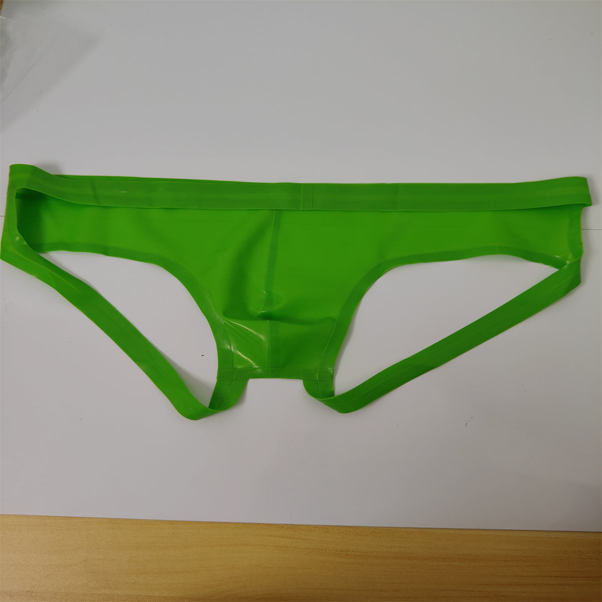 0.4mm Latex Shorts Rubber Briefs Green Open Back Men’s Latex Underwear